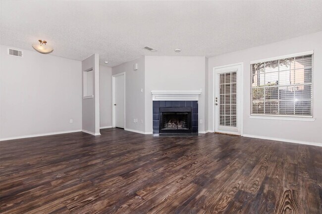 Building Photo - 8301 Boat Club Rd