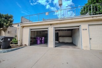 Building Photo - 2617-2619 E 17th St Building Photo - 2617-2619 E 17th St