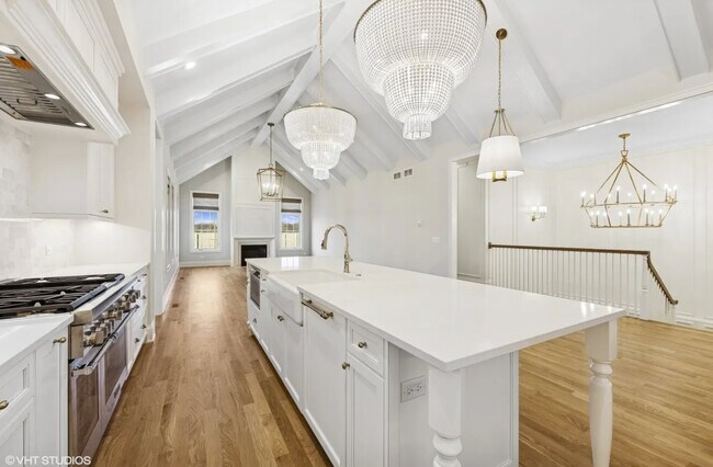 Foto del edificio - 6206 Flagg Creek Ln