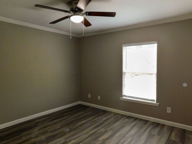 Foto del edificio - Room For Rent