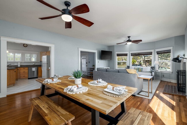 Building Photo - 1716 30th St