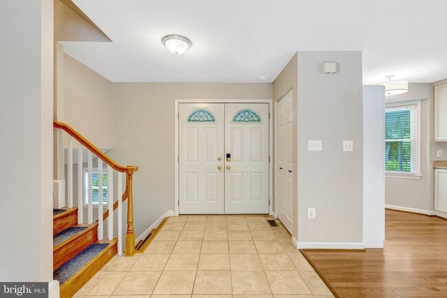 Photo - 6717 Reynard Dr (Springfield, VA) House