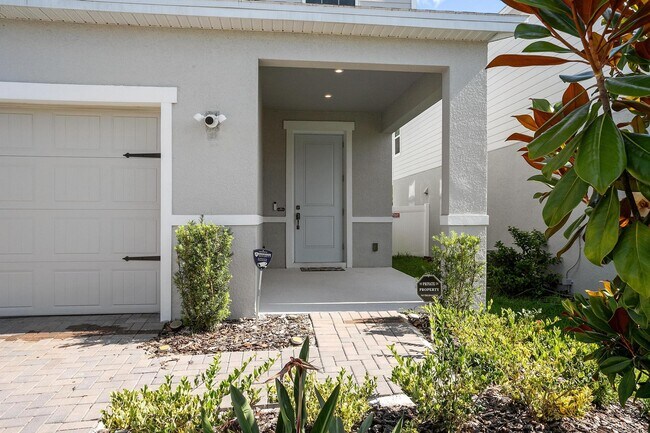 Foto del edificio - Immaculate 4/2.5 in new community, DeLand,...