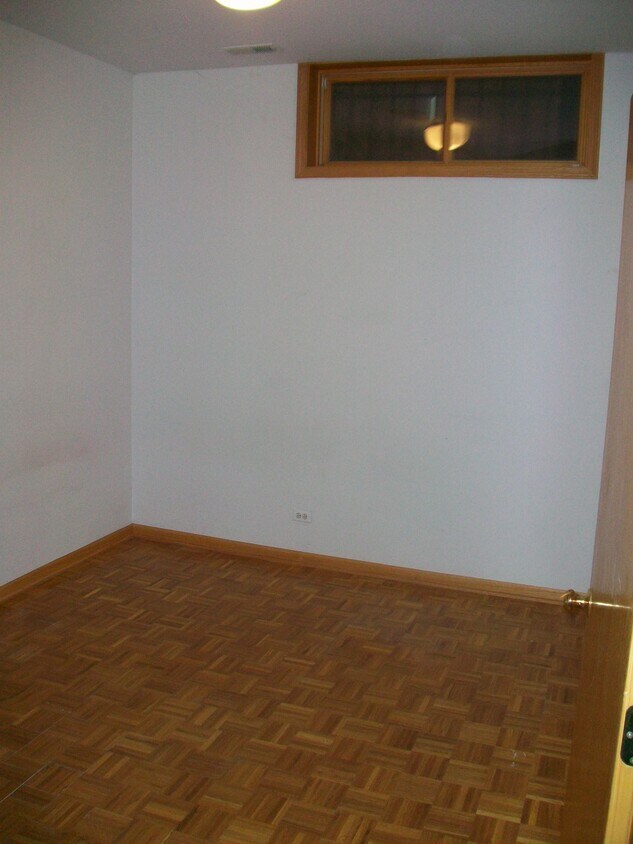 Foto principal - 4053 N Kenmore Ave
