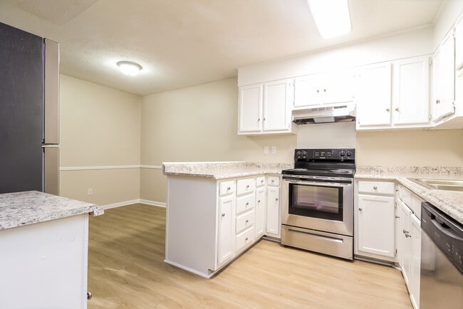 Building Photo - 34 Oak Glen Dr