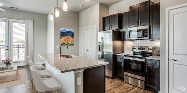 Building Photo - Luxia River East