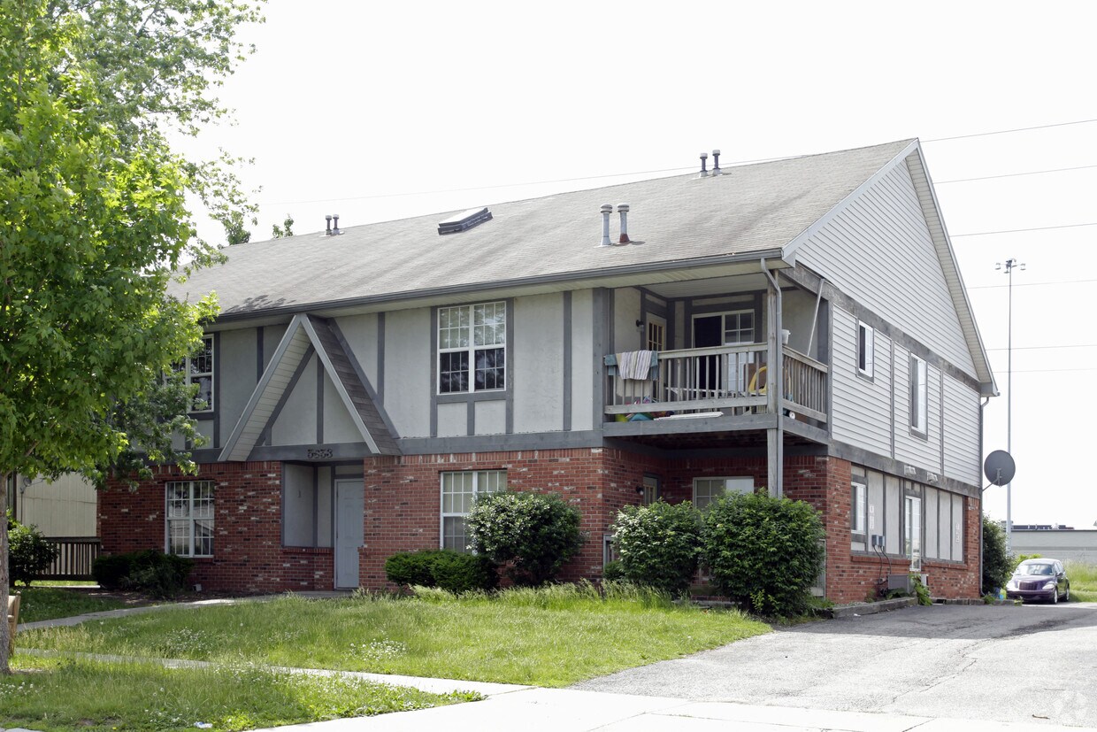 Primary Photo - 5653 Ryewyck Dr