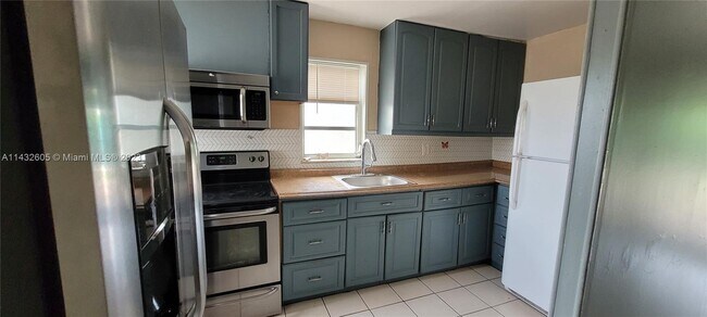 Foto del edificio - 3641 NW 15th St