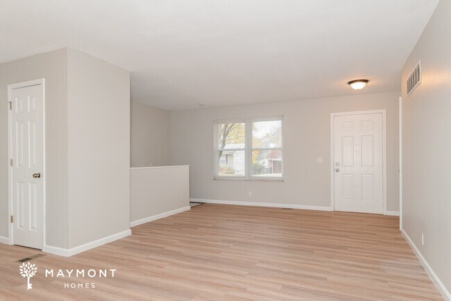 Foto del edificio - 93 Jane Dr