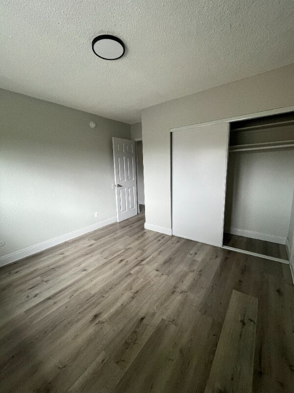 Foto del edificio - 648 W 92nd St