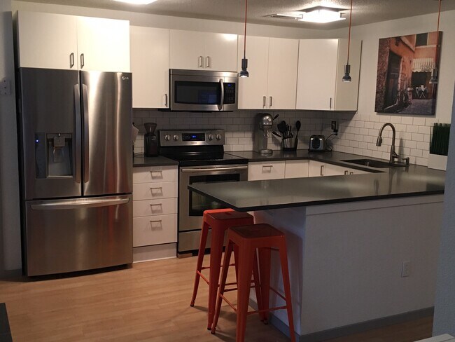 Foto del edificio - 1850 22nd St