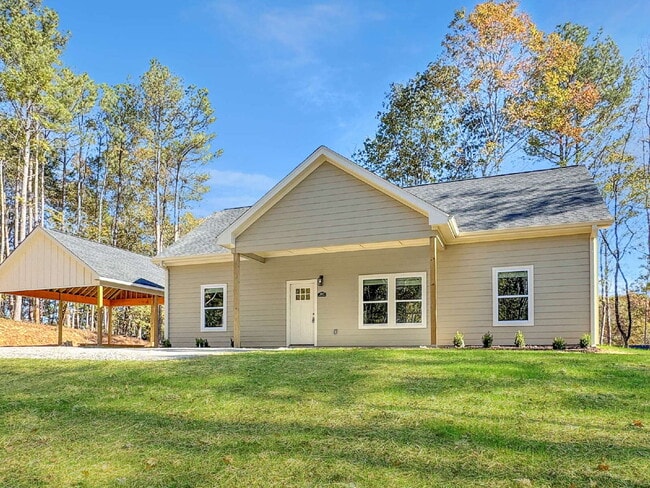 Brand New Rental in North Hall! - Brand New Rental in North Hall! Apartment