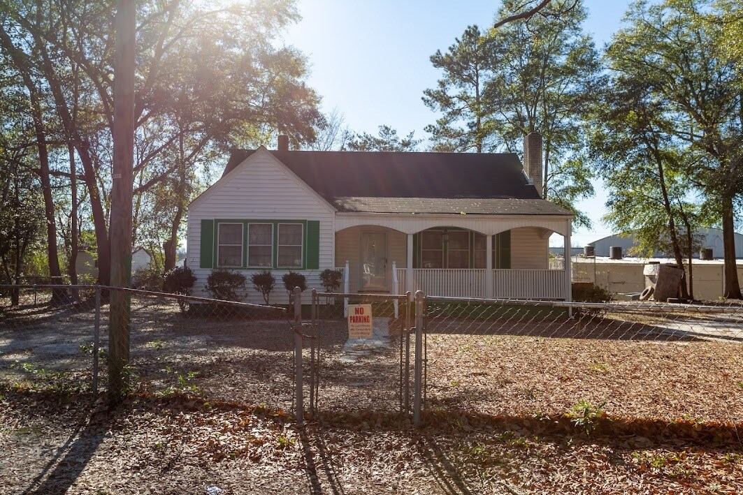 Primary Photo - 17 Brunhill Ct