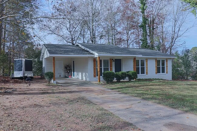 Foto del edificio - CUTE COZY HOME READY FOR RENT FROM MAY 10TH!