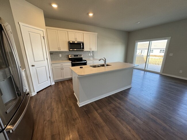 Building Photo - 3 Bedroom Duplex in North Ankeny!