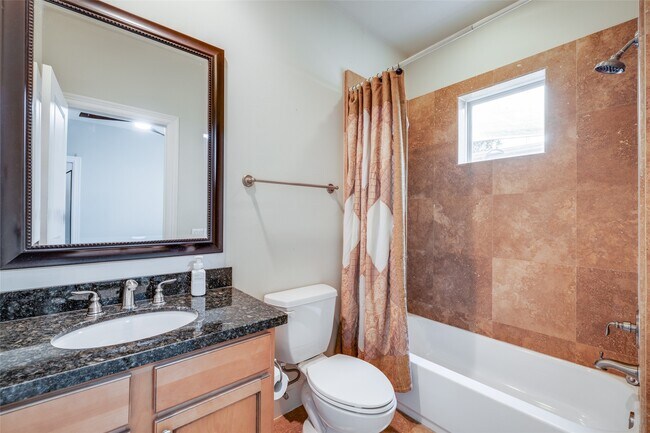 Foto del edificio - 2915 Pease St