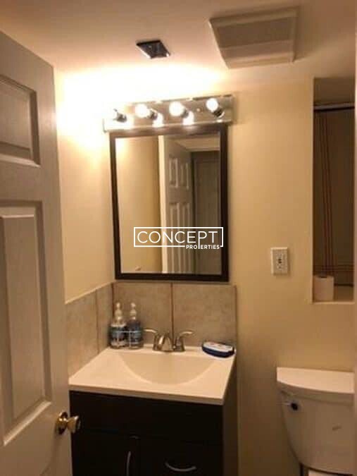 Building Photo - 49A Hackensack Rd. Unit 1B