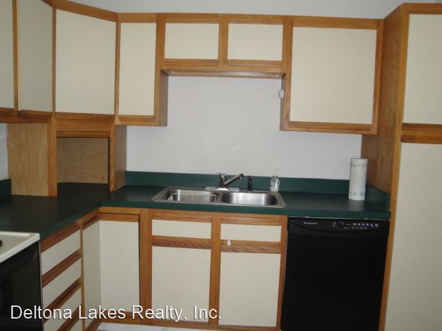 Foto del edificio - 3 br, 2 bath House - 410 N Hill St