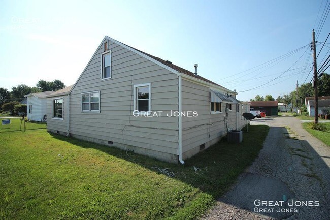 Building Photo - 1016 N Harrison St