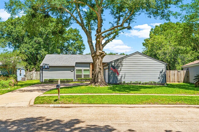 Foto del edificio - 1046 Apache Falls Dr