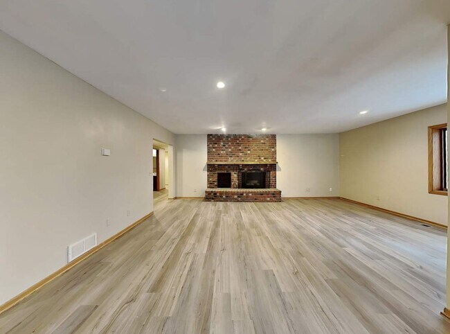 Foto del edificio - 1934 Oakland Rd