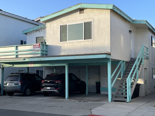 Building Photo - 5312 Seashore Dr