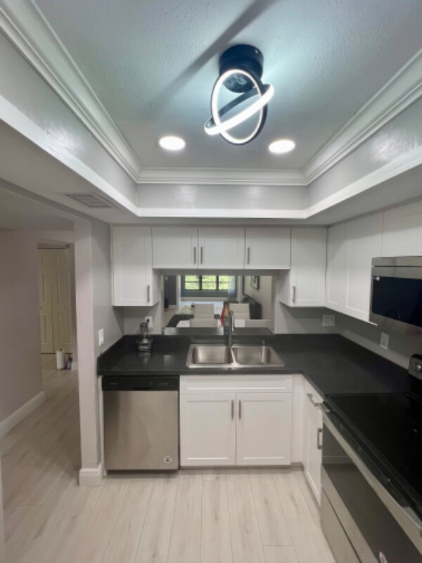 Foto del edificio - 3036 Eastland Blvd