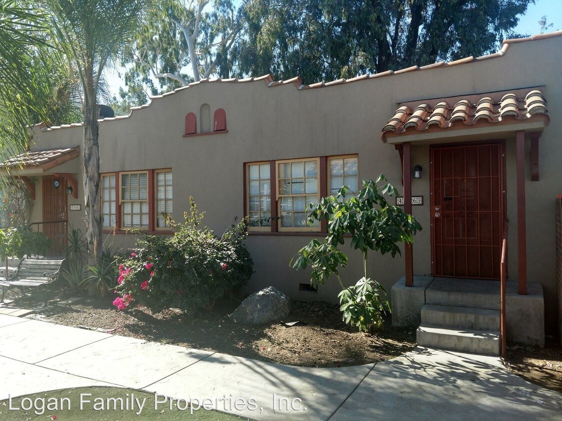 Primary Photo - 432 W 7th Ave