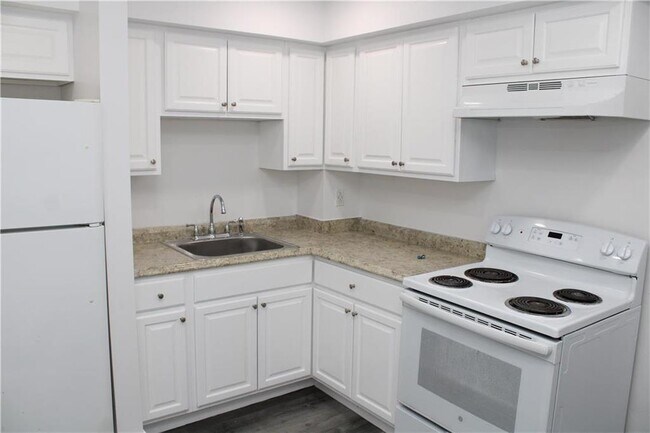 Building Photo - 510 N Eighth St