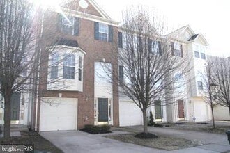 Building Photo - 14173 HUNTERS Way