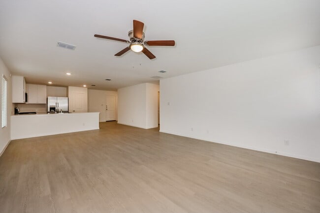 Building Photo - 1611 Sparrow Hawk Rd