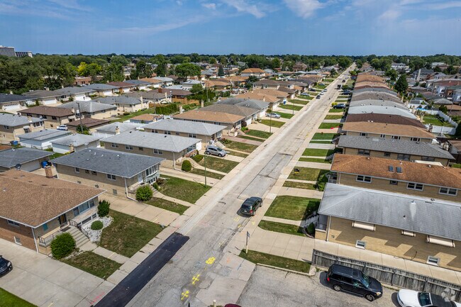 Row of homes in Norridge.