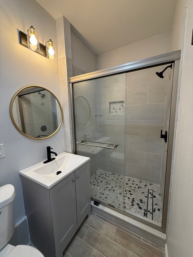 Building Photo - 95 Bowdoin St