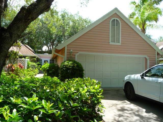Primary Photo - 1542 Sabal Ct