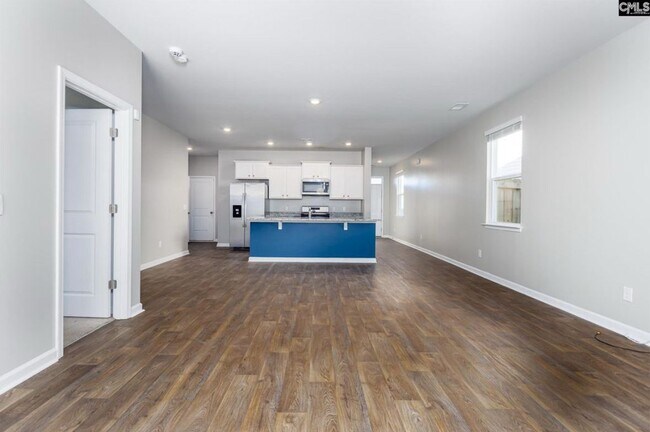 Foto del edificio - 833 Kirby Ct