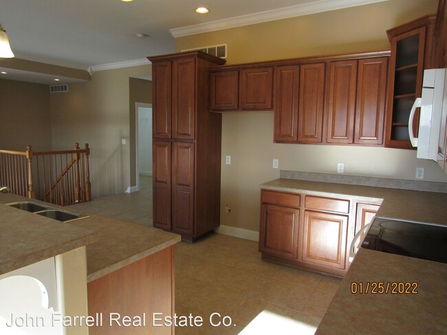Building Photo - 4 br, 3 bath House - 50 Belmont Road