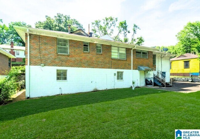 Building Photo - 1708 Decatur Ave
