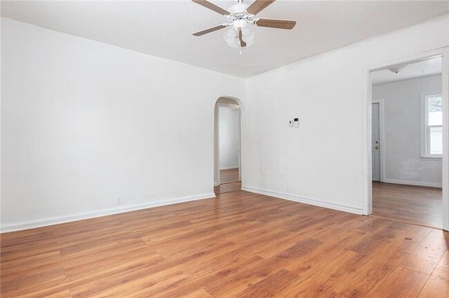 Foto del edificio - Nice Two Bedroom Home Located Near Lynhurs...