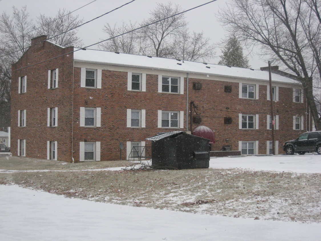 Building Photo - 203 W Temperance St