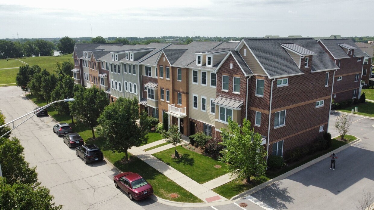 10604 Alice Mae Ct, Orland Park, IL 60462 Townhome Rentals in Orland