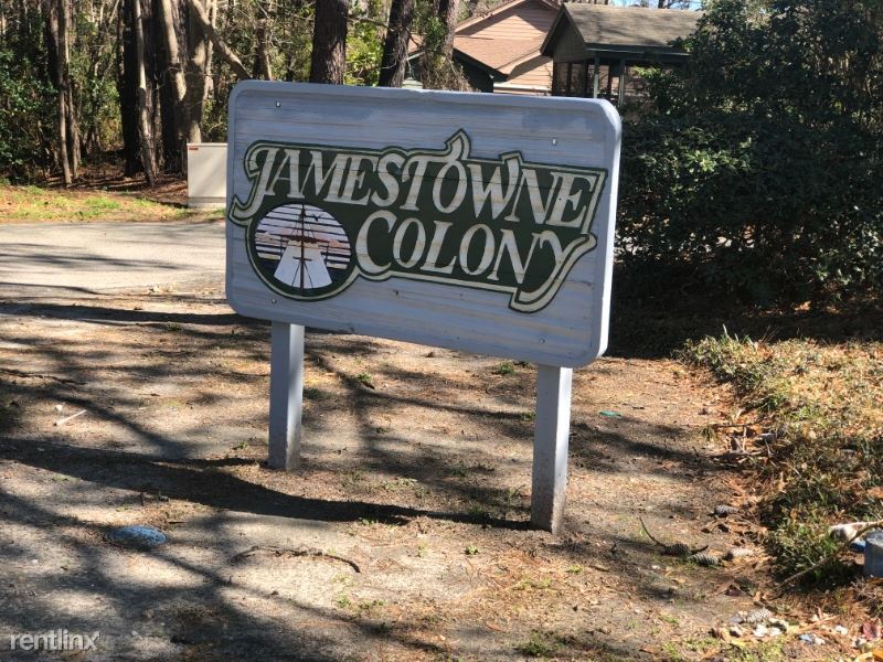 Foto principal - 3 br, 2 bath House - 844 King James Court