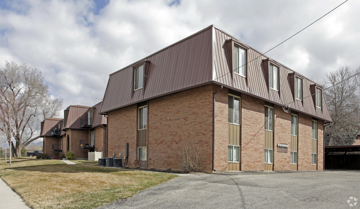 Building Photo - Linden Apartments