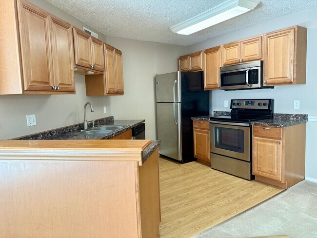 Foto del edificio - Belleair Village Condo 1/1 Open floor plan