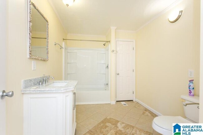Foto del edificio - 107 Rocky Ridge Rd