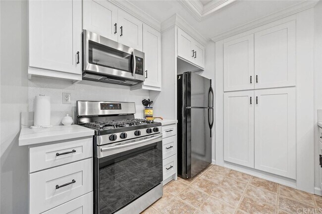 Building Photo - 28092 Padrino-