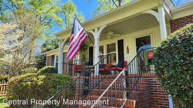 Foto del edificio - 3 br, 2 bath House - 314 Chick Springs Road