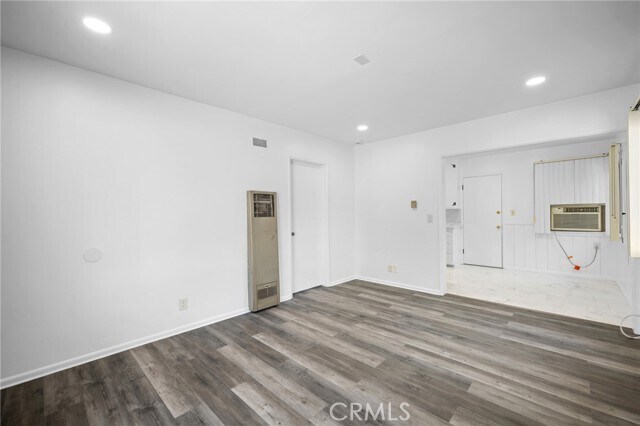 Foto del edificio - 2025 Broadview Dr