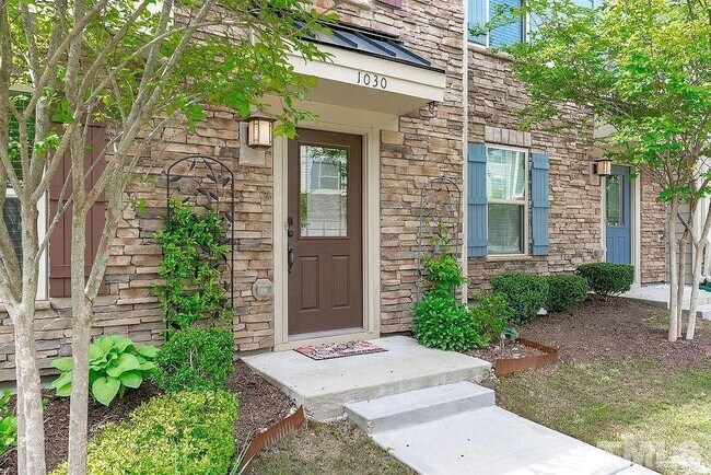 Foto del edificio - 1030 Brownsmith Dr