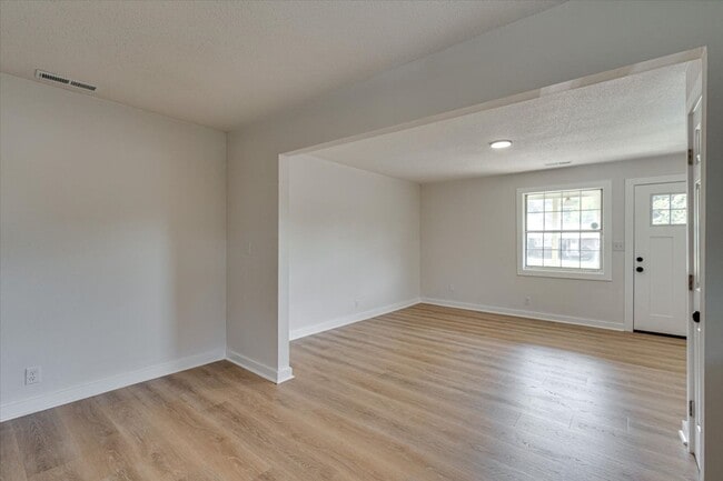 Foto del edificio - 190 E Leawood Ave