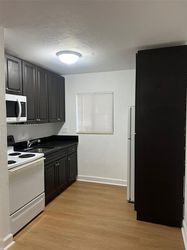 Foto principal - 180 NE 71st St